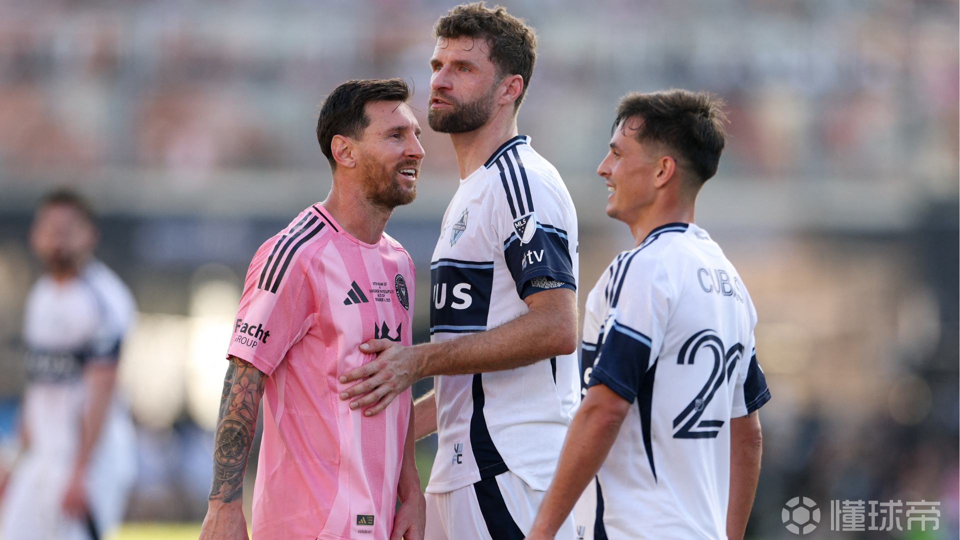  梅西缺阵，对手赔钱？当十一人运动变成“陪太子读书”